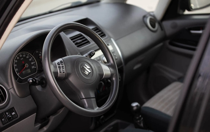 Suzuki SX4 cena 19000 przebieg: 173000, rok produkcji 2009 z Rzeszów małe 106